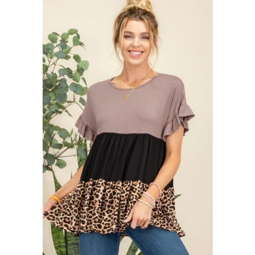 TIERED COLOR BLOCK WITH RUFFLE SHORT SLEEVE